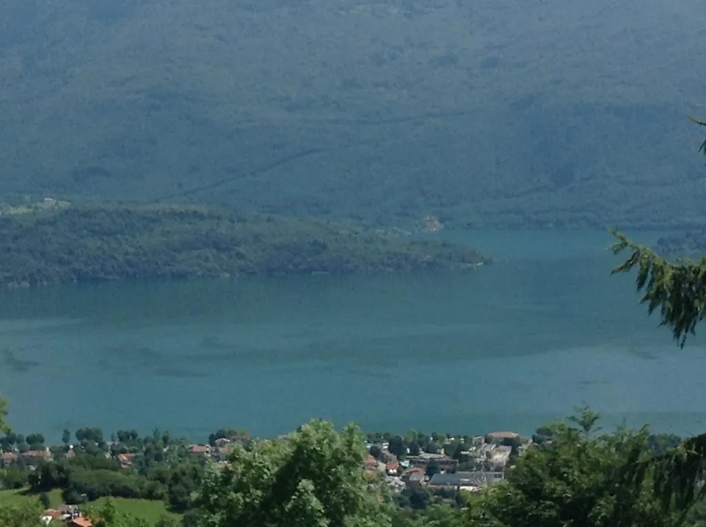 Agriturismo Runchee Vercana Farm stay
