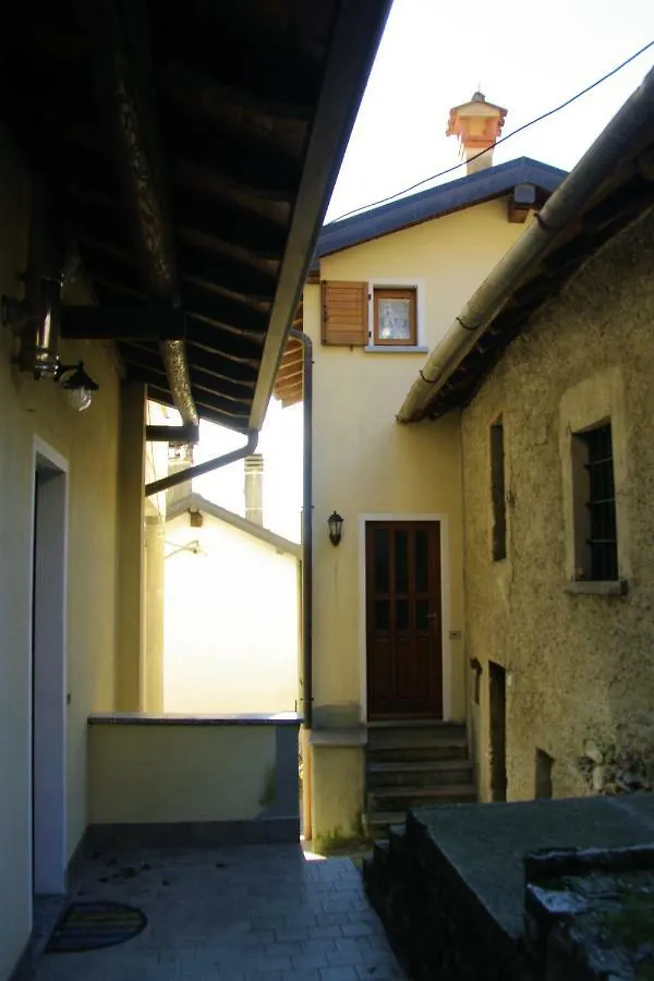 Agriturismo Runchee Vercana 0*,  Italy