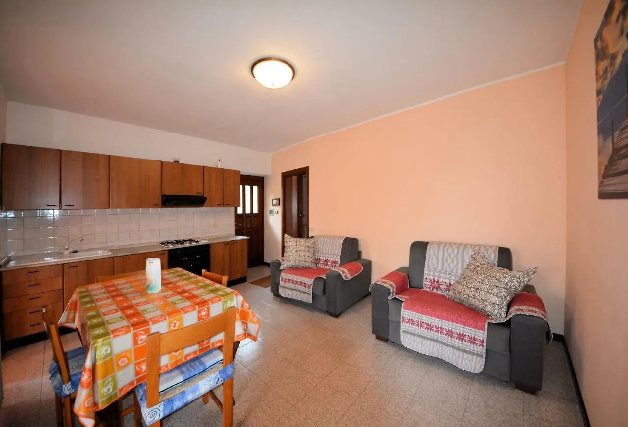 Farm stay Agriturismo Runchee Vercana Italy