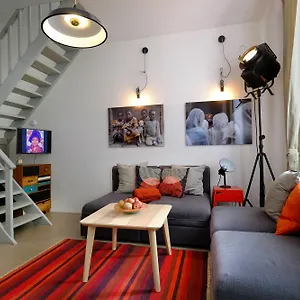prague-kampa-park-apartment.praguehotelsweb.com/